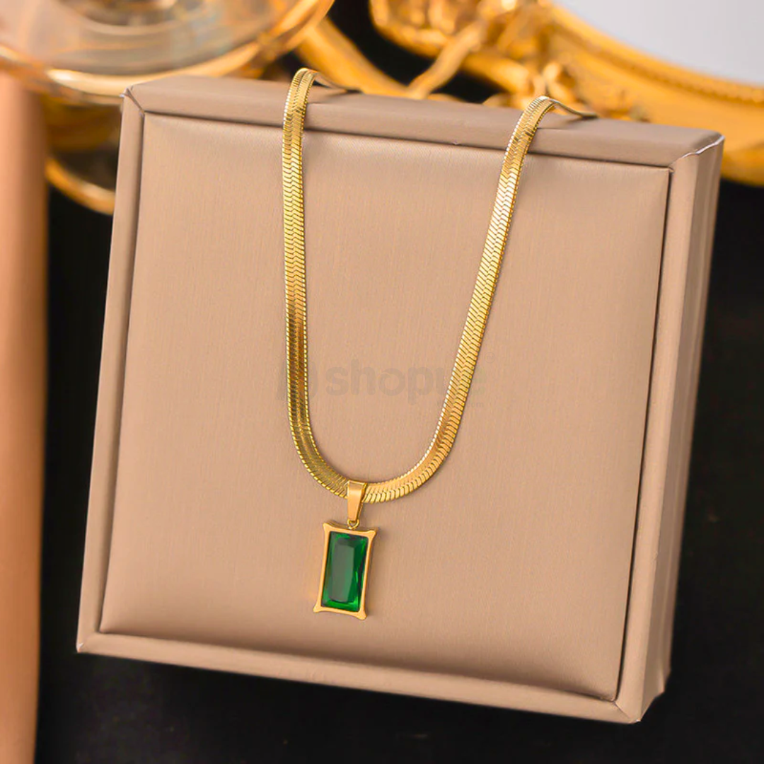 Gold Plated Green Geometric Pendant – Stylish Anti-Tarnish Jewelry