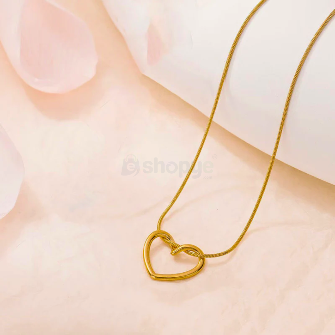 Fashion Accessory Gold-Plated Anti Tarnish Heart Pendant Necklace