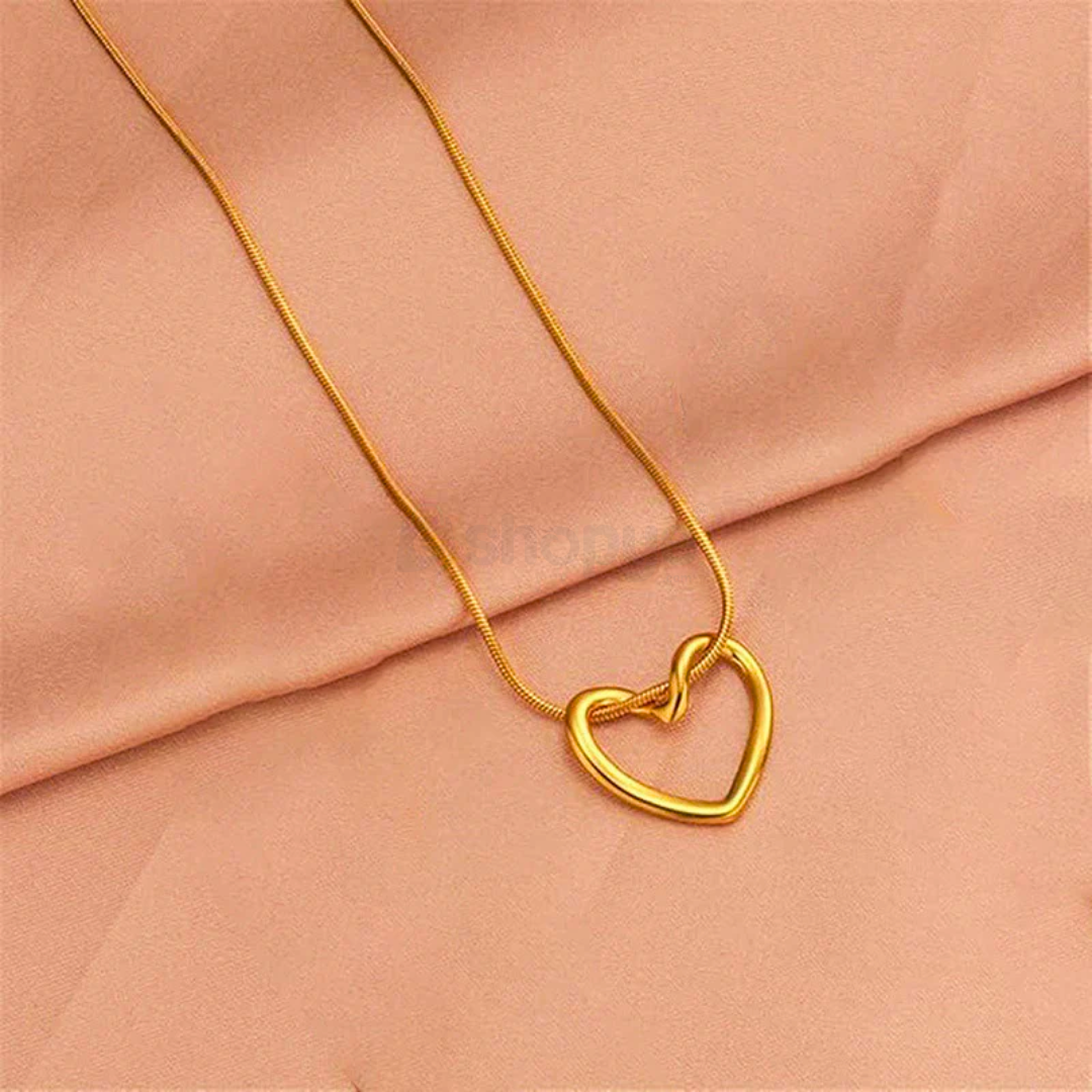 Fashion Accessory Gold-Plated Anti Tarnish Heart Pendant Necklace