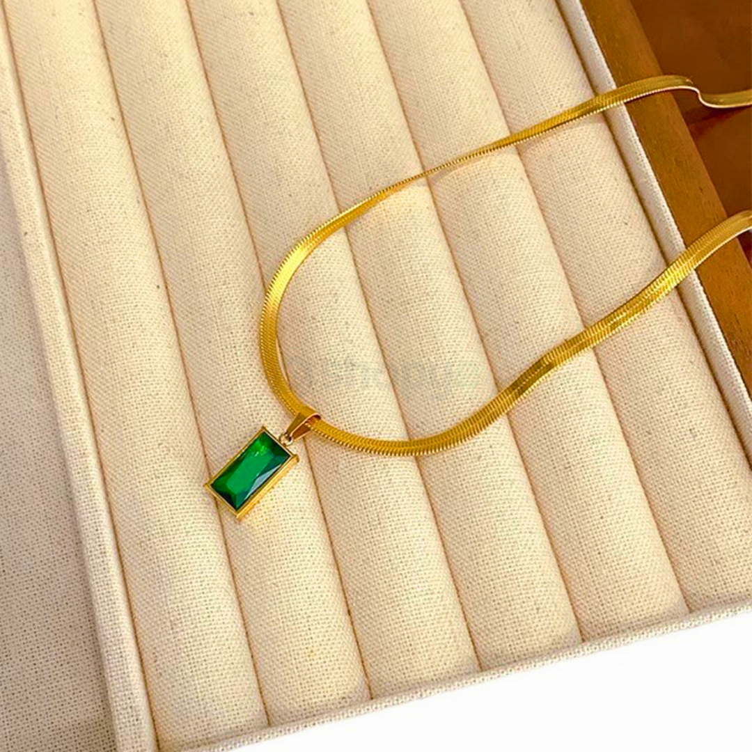 Gold Plated Green Geometric Pendant – Stylish Anti-Tarnish Jewelry