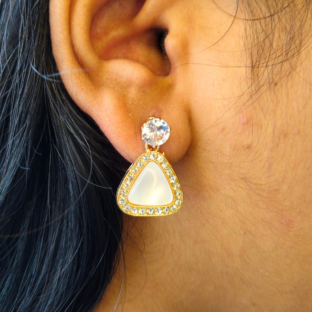 Crystal Pearl Halo Drop Earrings – Classic Elegance for Every Occasion