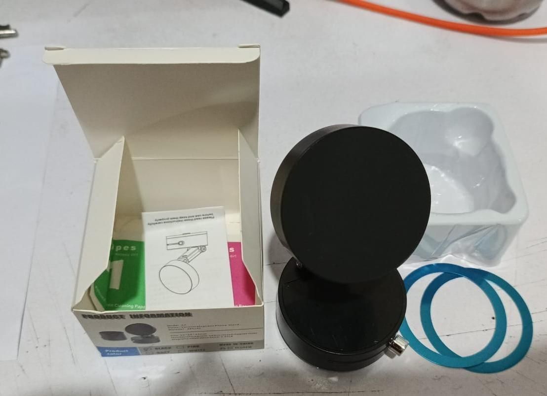 ESHOPYE ™ Vacuum Magnetic Suction Phone Holder