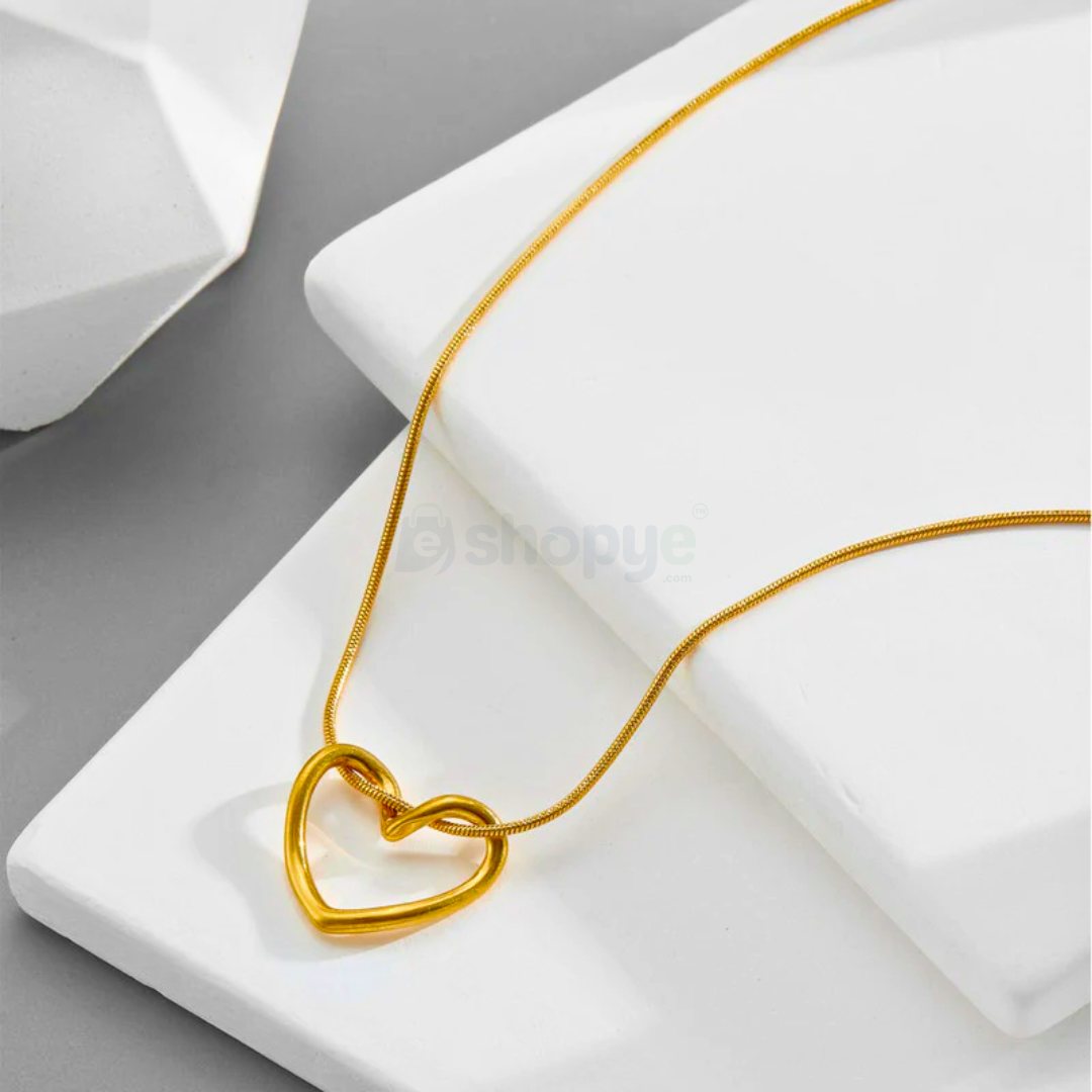 Fashion Accessory Gold-Plated Anti Tarnish Heart Pendant Necklace