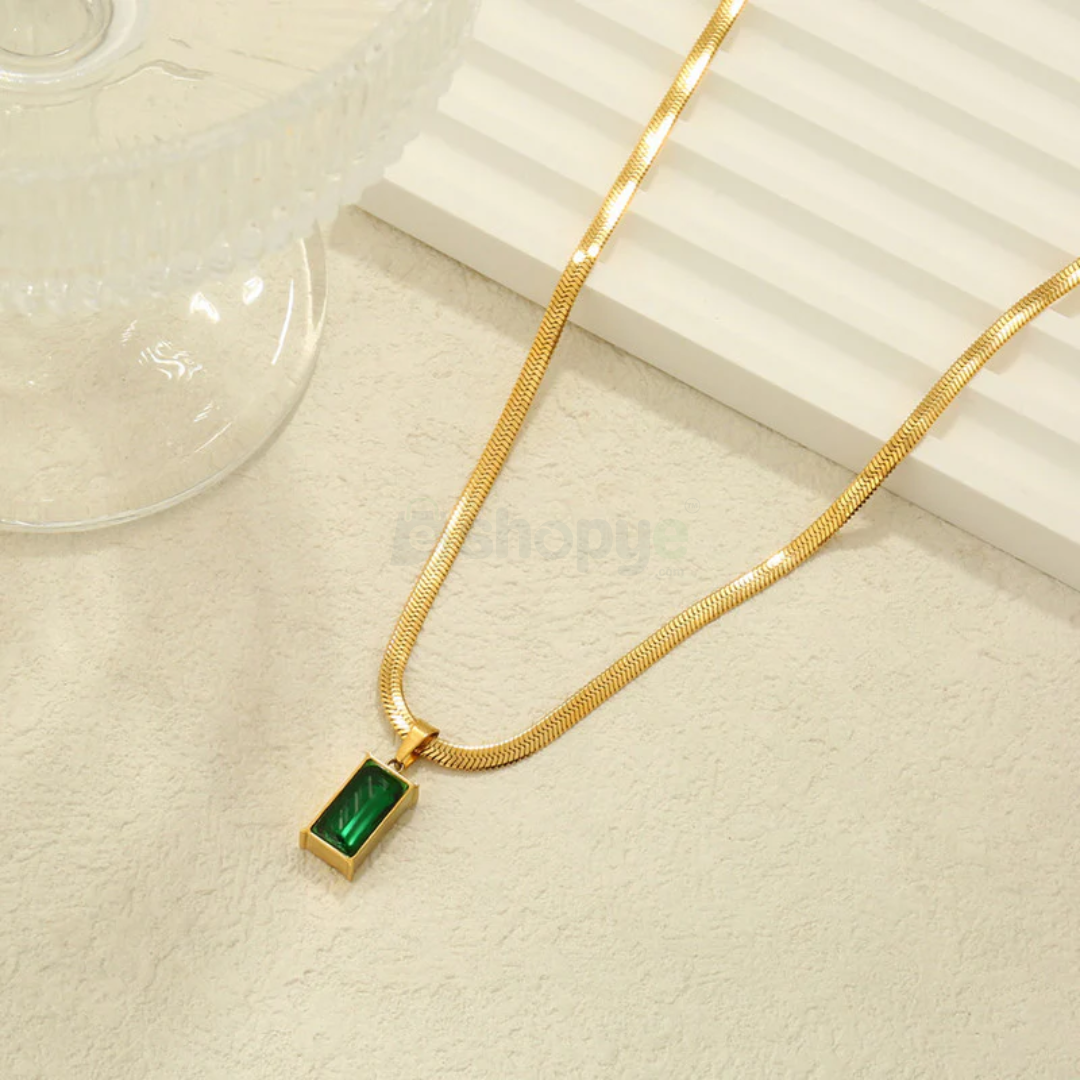 Gold Plated Green Geometric Pendant – Stylish Anti-Tarnish Jewelry